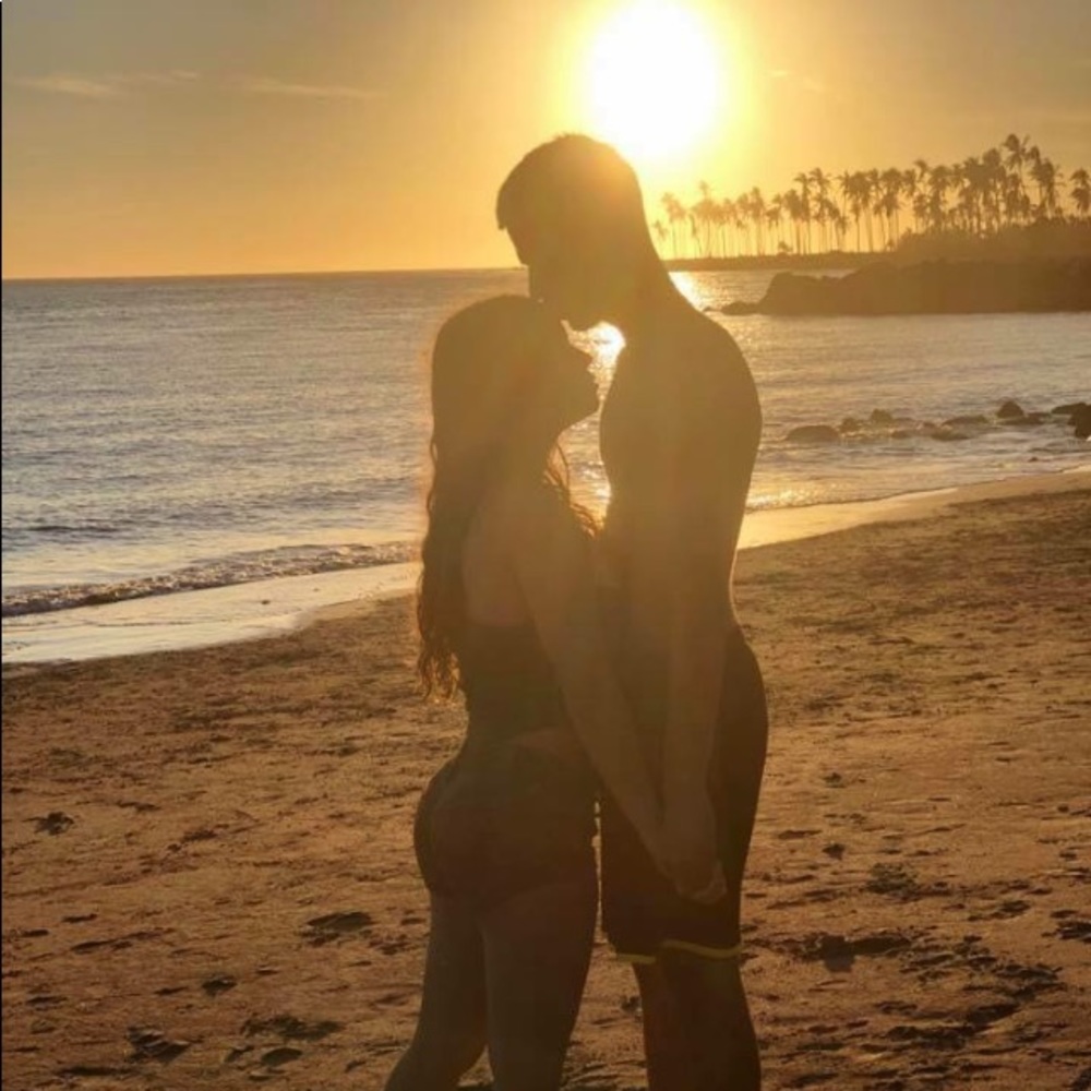 Meet your Posher, Felix